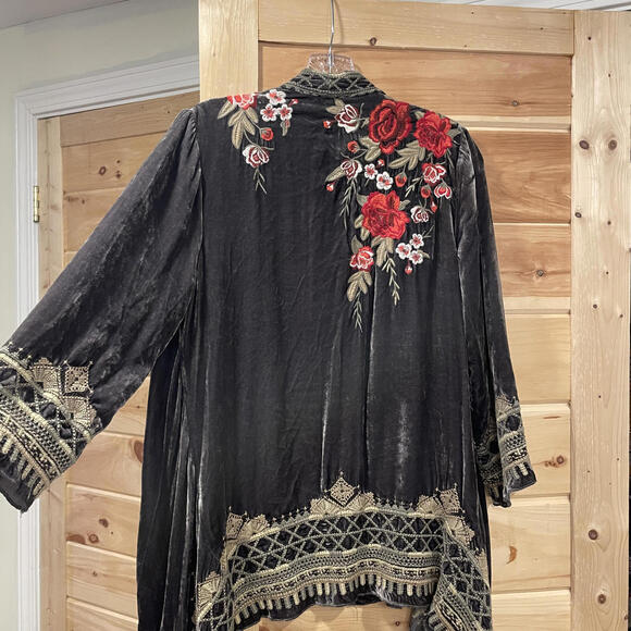 Johnny Was Meri Floral Embroidered Velvet Kimono Size Small - Picture 4 of 5